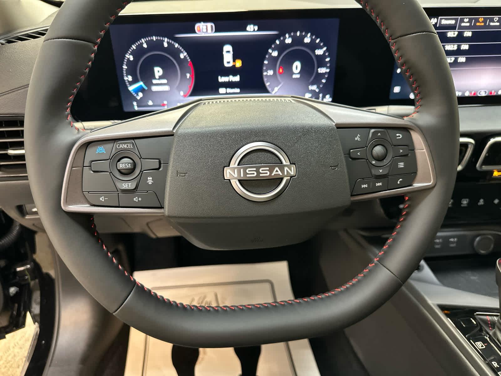 2026 Nissan Sentra SR - Photo 14