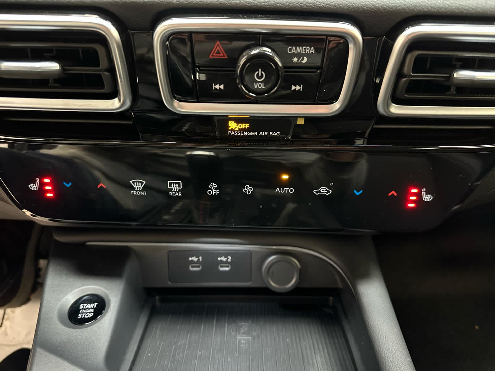 2026 Nissan Sentra SR - Photo 17