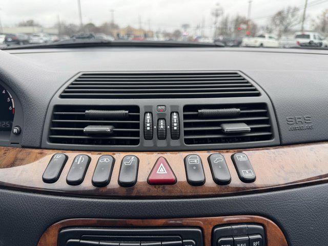 2002 Mercedes-Benz 500 Base
