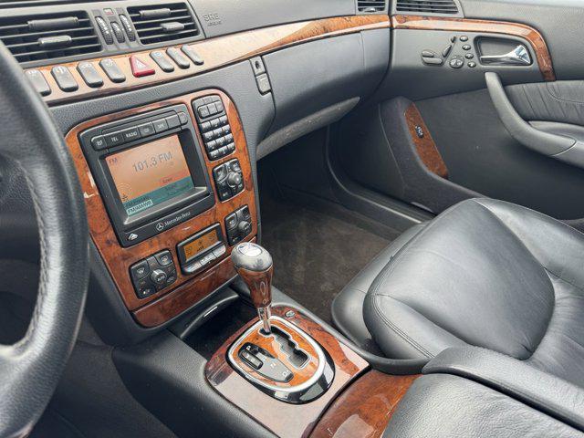 2002 Mercedes-Benz 500 Base