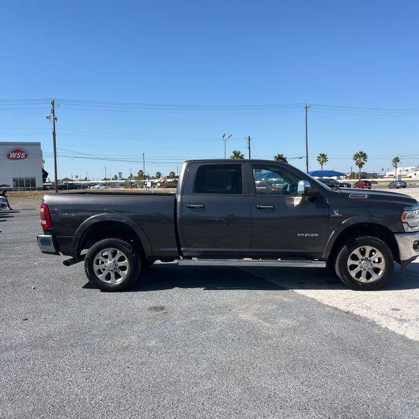 2019 RAM 2500 Laramie Crew Cab 4x4 64 Box 2019 RAM 2500 Laramie Crew Cab 4x4 64 Box