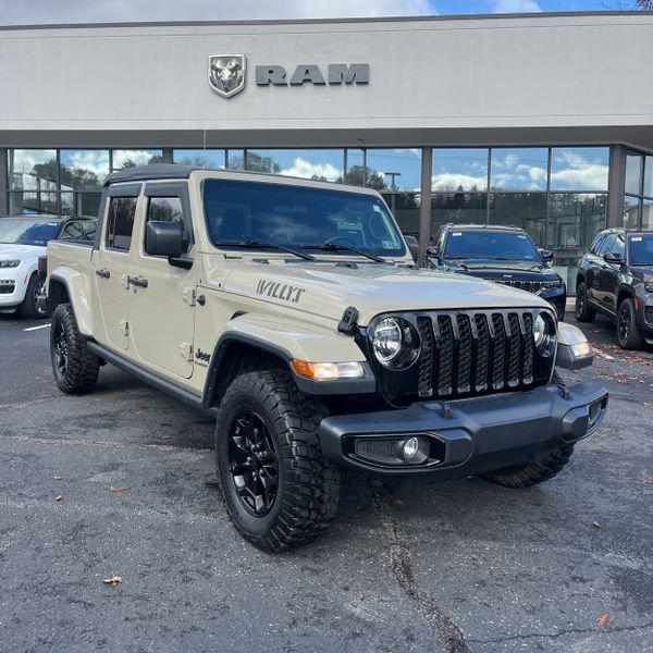 2022 Jeep Gladiator Willys Sport 4x4 2022 Jeep Gladiator Willys Sport 4x4