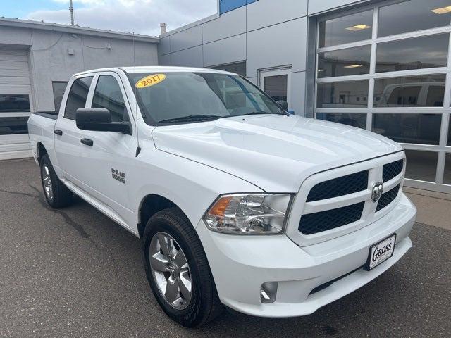 2017 RAM 1500 Express Crew Cab 4x4 57 Box 2017 RAM 1500 Express Crew Cab 4x4 57 Box