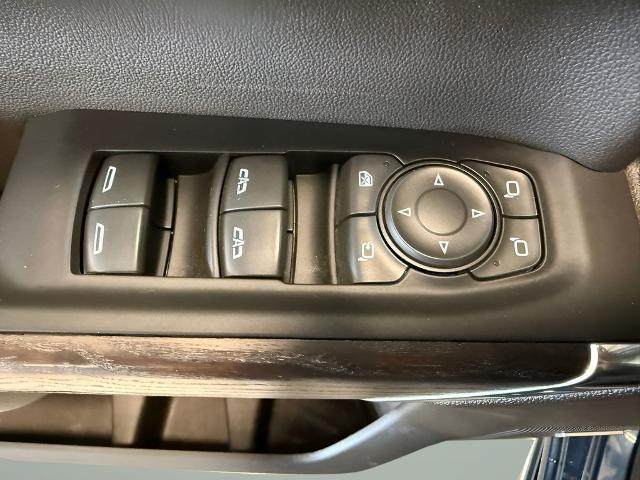 2020 GMC Sierra 1500 4WD Crew Cab Standard Box Denali