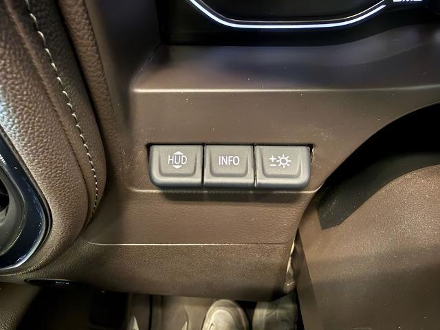 2020 GMC Sierra 1500 4WD Crew Cab Standard Box Denali