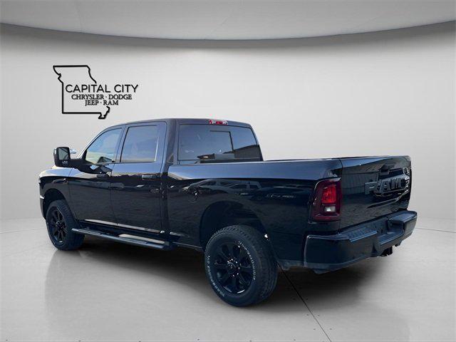 2026 RAM Ram 2500 RAM 2500 BLACK EXPRESS CREW CAB 4X4 64 BOX