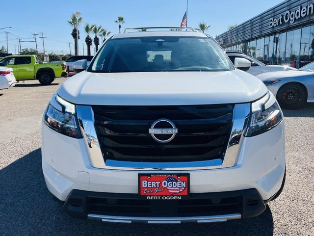 2023 Nissan Pathfinder Platinum 4WD 2023 Nissan Pathfinder Platinum 4WD