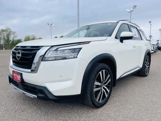 2023 Nissan Pathfinder Platinum 4WD 2023 Nissan Pathfinder Platinum 4WD
