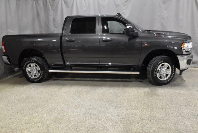 2024 RAM 2500 Tradesman Crew Cab 4x4 64 Box 2024 RAM 2500 Tradesman Crew Cab 4x4 64 Box