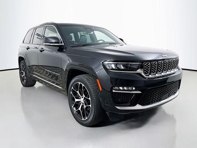 2023 Jeep Grand Cherokee Summit Reserve 4x4 2023 Jeep Grand Cherokee Summit Reserve 4x4