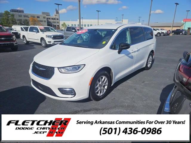 2024 Chrysler Pacifica Touring L 2024 Chrysler Pacifica Touring L