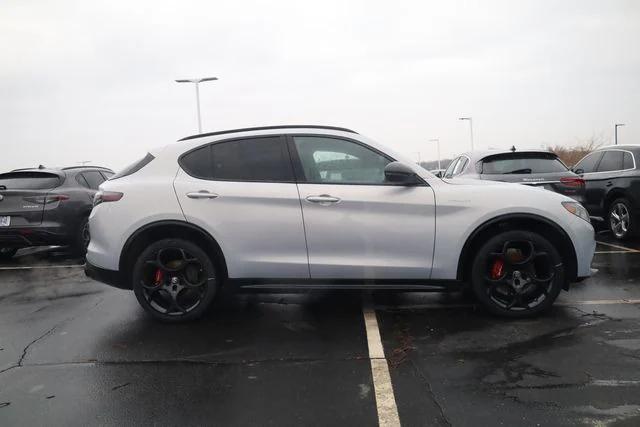 2025 Alfa Romeo Stelvio STELVIO AWD