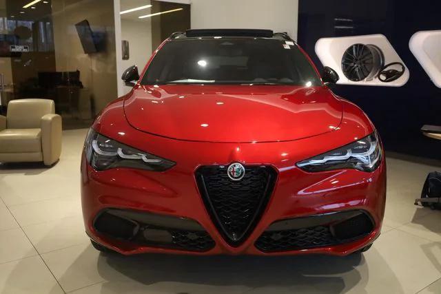 2025 Alfa Romeo Stelvio STELVIO INTENSA AWD