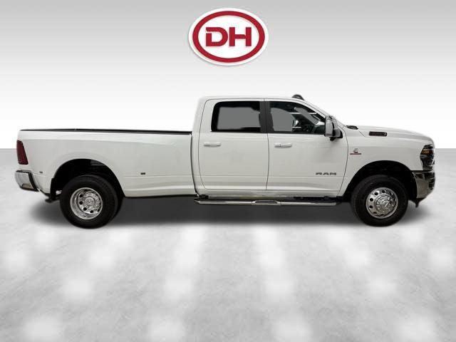 2026 RAM Ram 3500 RAM 3500 LARAMIE CREW CAB 4X4 8 BOX