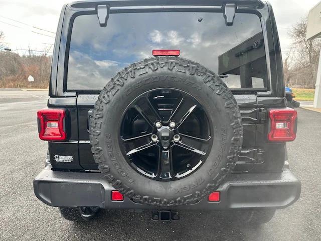 2022 Jeep Wrangler Unlimited Sahara Altitude 4x4