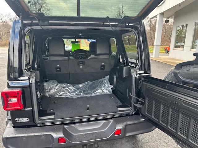 2022 Jeep Wrangler Unlimited Sahara Altitude 4x4