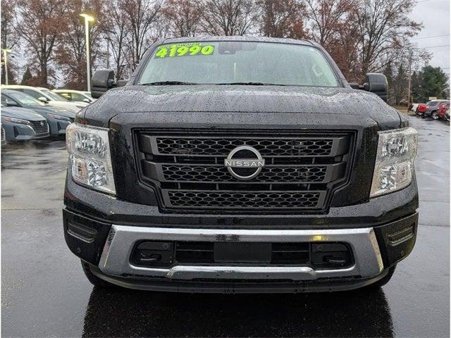 2024 Nissan TITAN Crew Cab SV 4x4 2024 Nissan TITAN Crew Cab SV 4x4