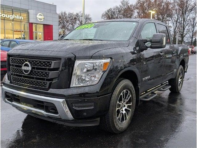 2024 Nissan TITAN Crew Cab SV 4x4 2024 Nissan TITAN Crew Cab SV 4x4