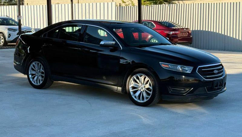 2019 Ford Taurus Limited