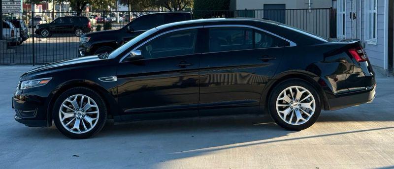 2019 Ford Taurus Limited