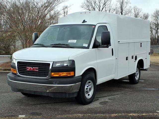 2025 GMC Savana Cutaway Work Van