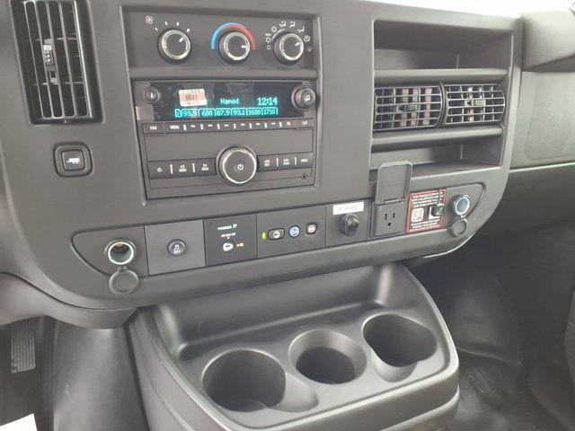 2025 GMC Savana Cutaway Work Van