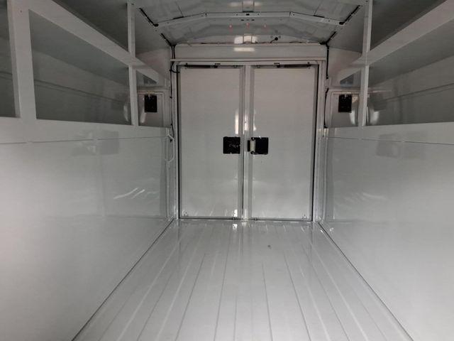 2025 GMC Savana Cutaway Work Van