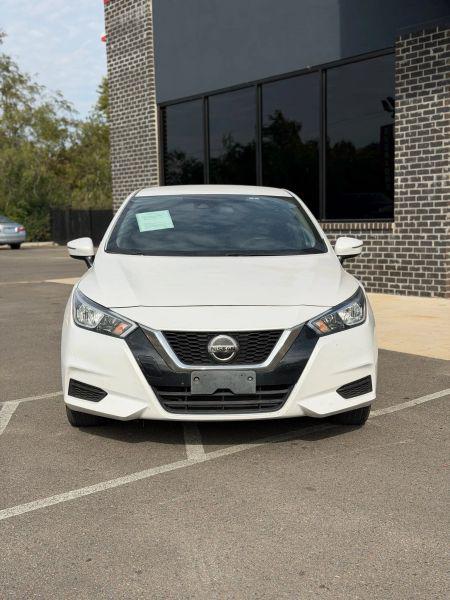 2021 Nissan Versa SV Xtronic CVT