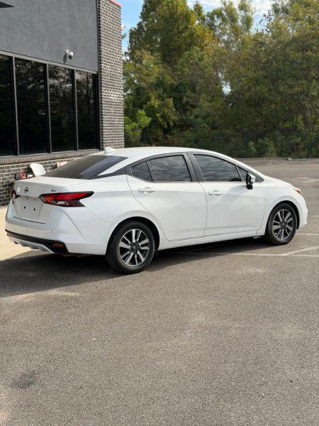 2021 Nissan Versa SV Xtronic CVT