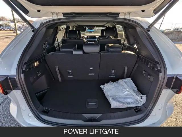 2026 Mazda X-90 Premium Plus
