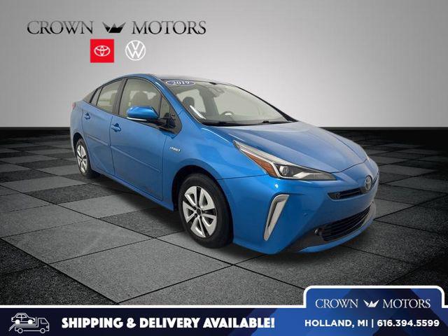 2019 Toyota Prius XLE's photo