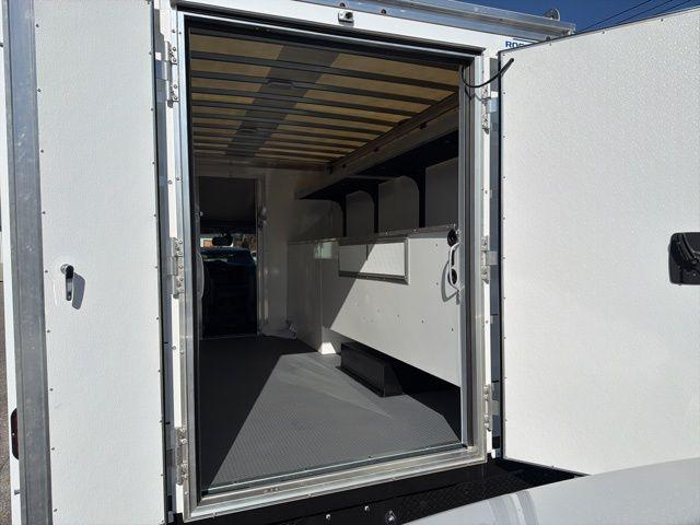 2026 Ford E-350 Cutaway Base