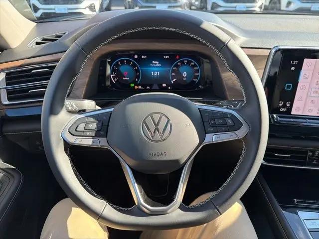 2026 Volkswagen Atlas SE with Technology