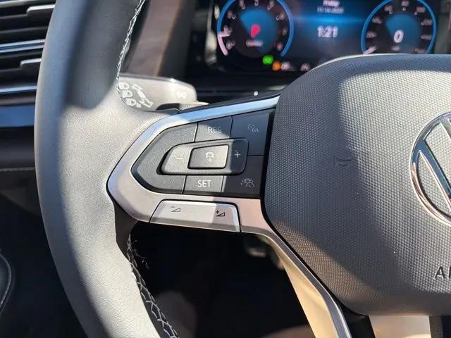 2026 Volkswagen Atlas SE with Technology