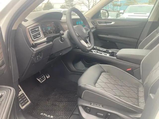 2026 Volkswagen Atlas SEL Premium R-Line