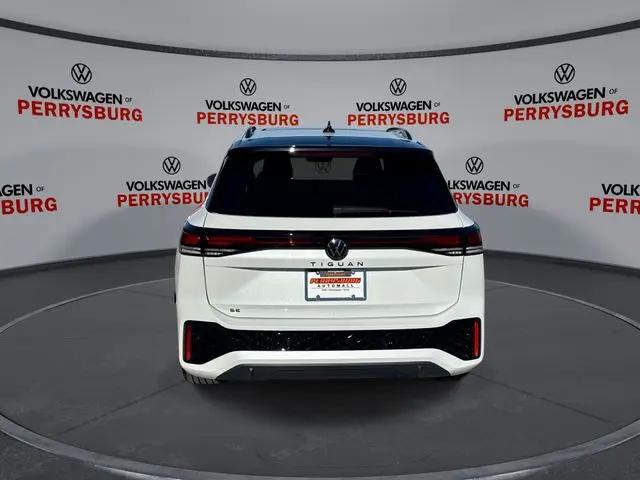 2026 Volkswagen Tiguan SE R-Line Black