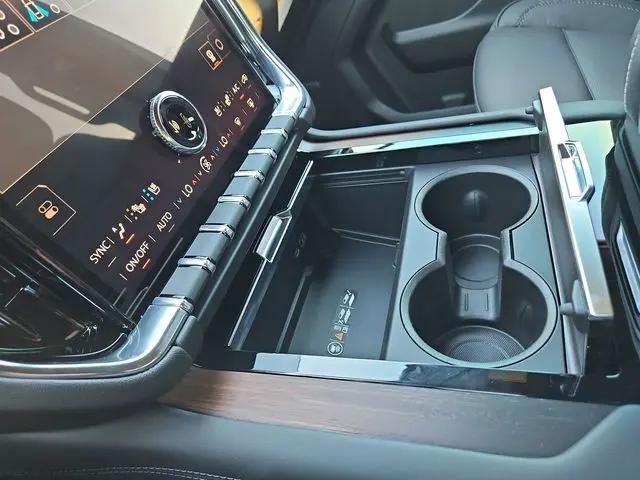 2026 GMC Yukon XL 4WD Denali