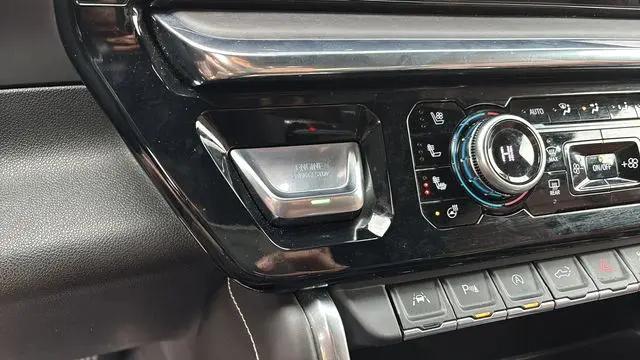 2023 GMC Sierra 1500 4WD Crew Cab Short Box Denali Ultimate