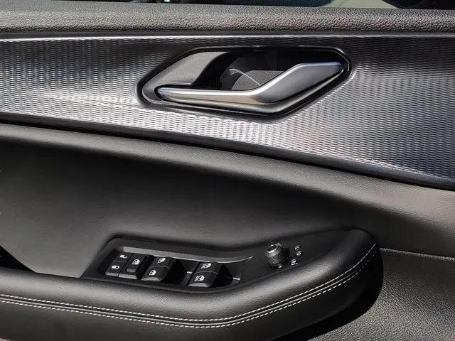 2025 Jeep Grand Cherokee L Laredo X 4x4