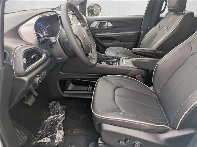 2026 Chrysler Pacifica Limited AWD