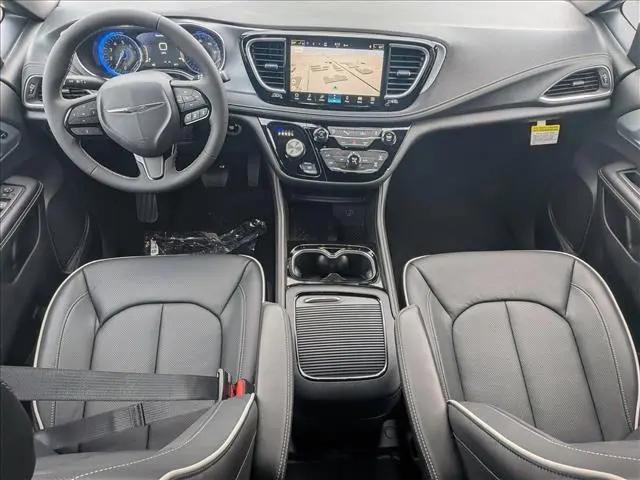 2026 Chrysler Pacifica Limited AWD