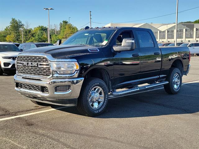 2024 RAM 2500 Tradesman Crew Cab 4x4 64 Box 2024 RAM 2500 Tradesman Crew Cab 4x4 64 Box