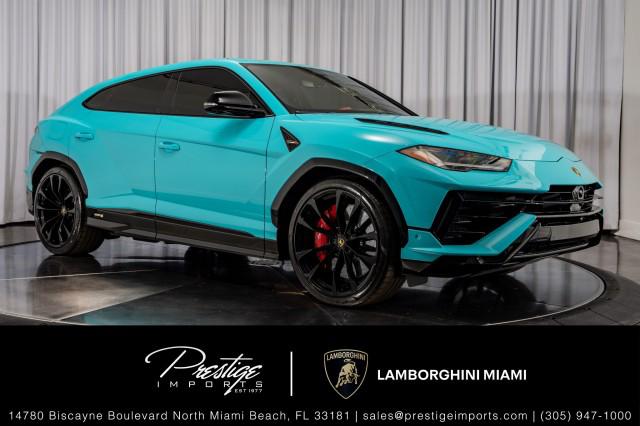 /2024 Lamborghini Urus