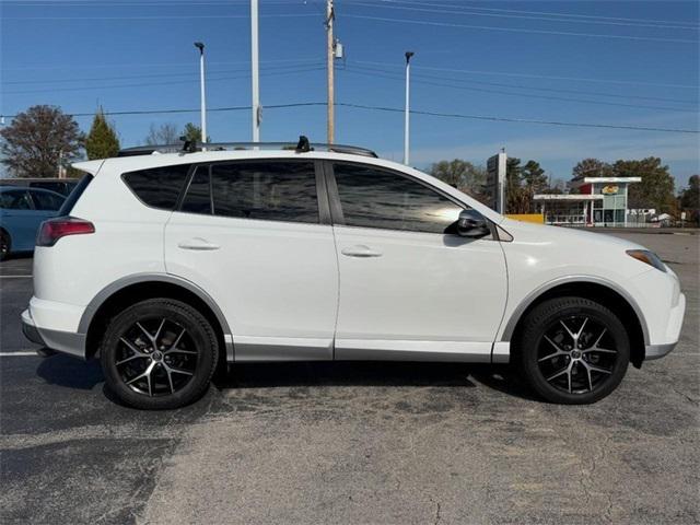 2017 Toyota RAV4 SE 2017 Toyota RAV4 SE