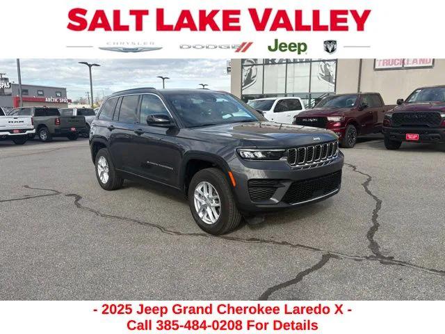 2025 Jeep Grand Cherokee Laredo X 4x4