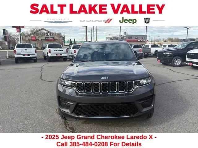 2025 Jeep Grand Cherokee Laredo X 4x4