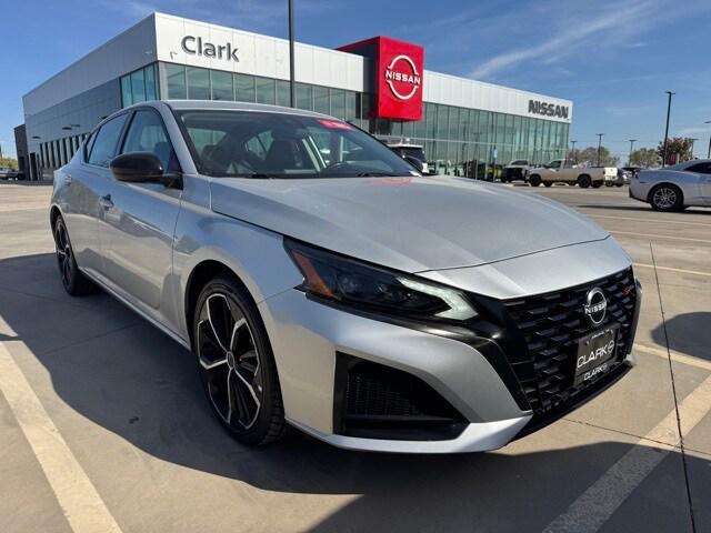 2024 Nissan Altima SR FWD