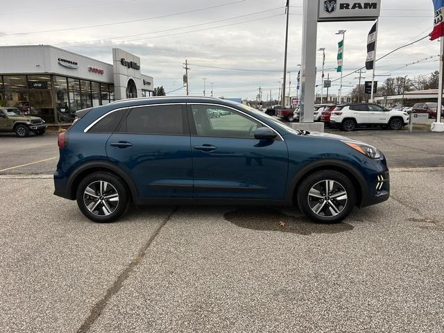 2022 Kia Niro LXS 2022 Kia Niro LXS
