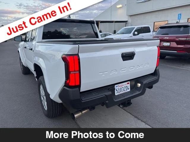 2025 Toyota Tacoma SR 2025 Toyota Tacoma SR