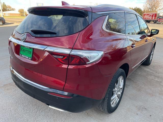 2022 Buick Enclave AWD Essence